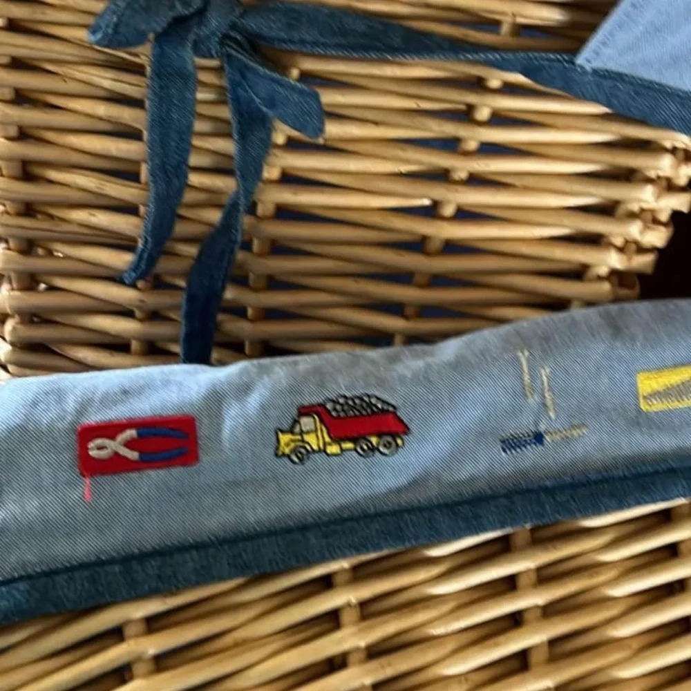 Kids decor bundle of 2 large baskets with embroidered cotton lining